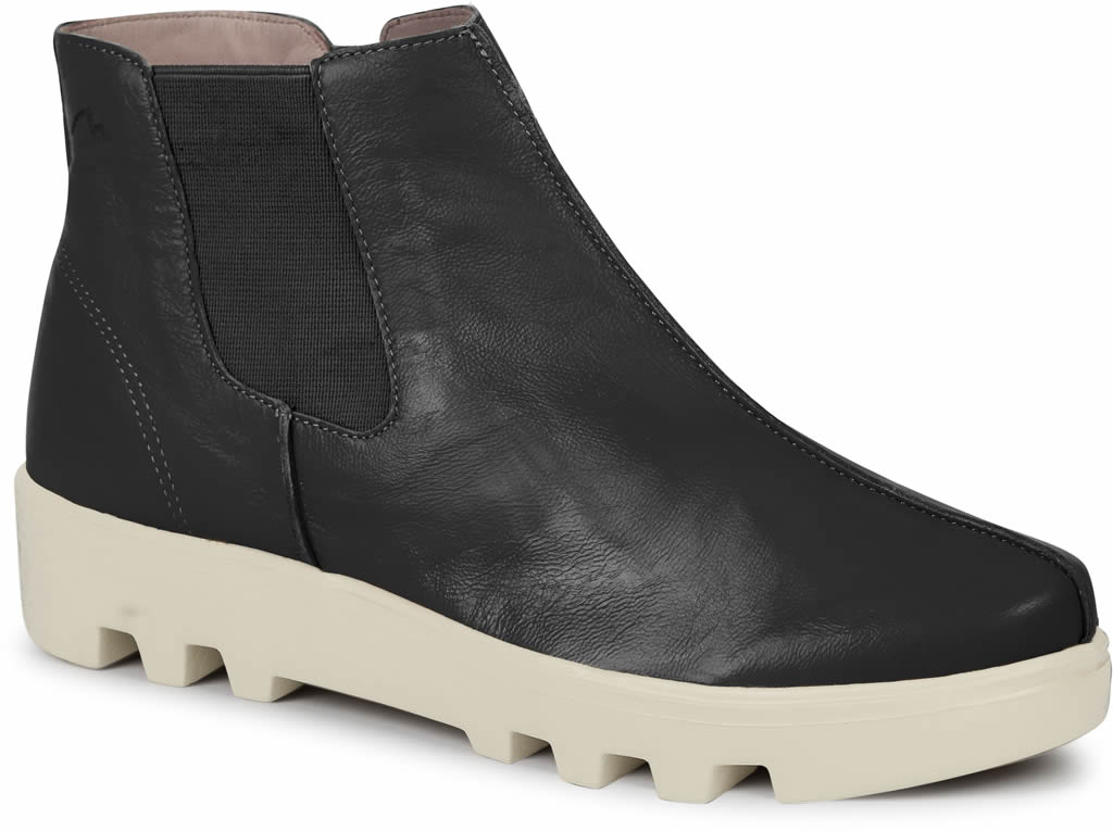 Bota New York