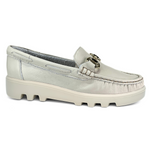 Carregue a imagem no visualizador da Galeria, Mocassim New York - Couro Off White
