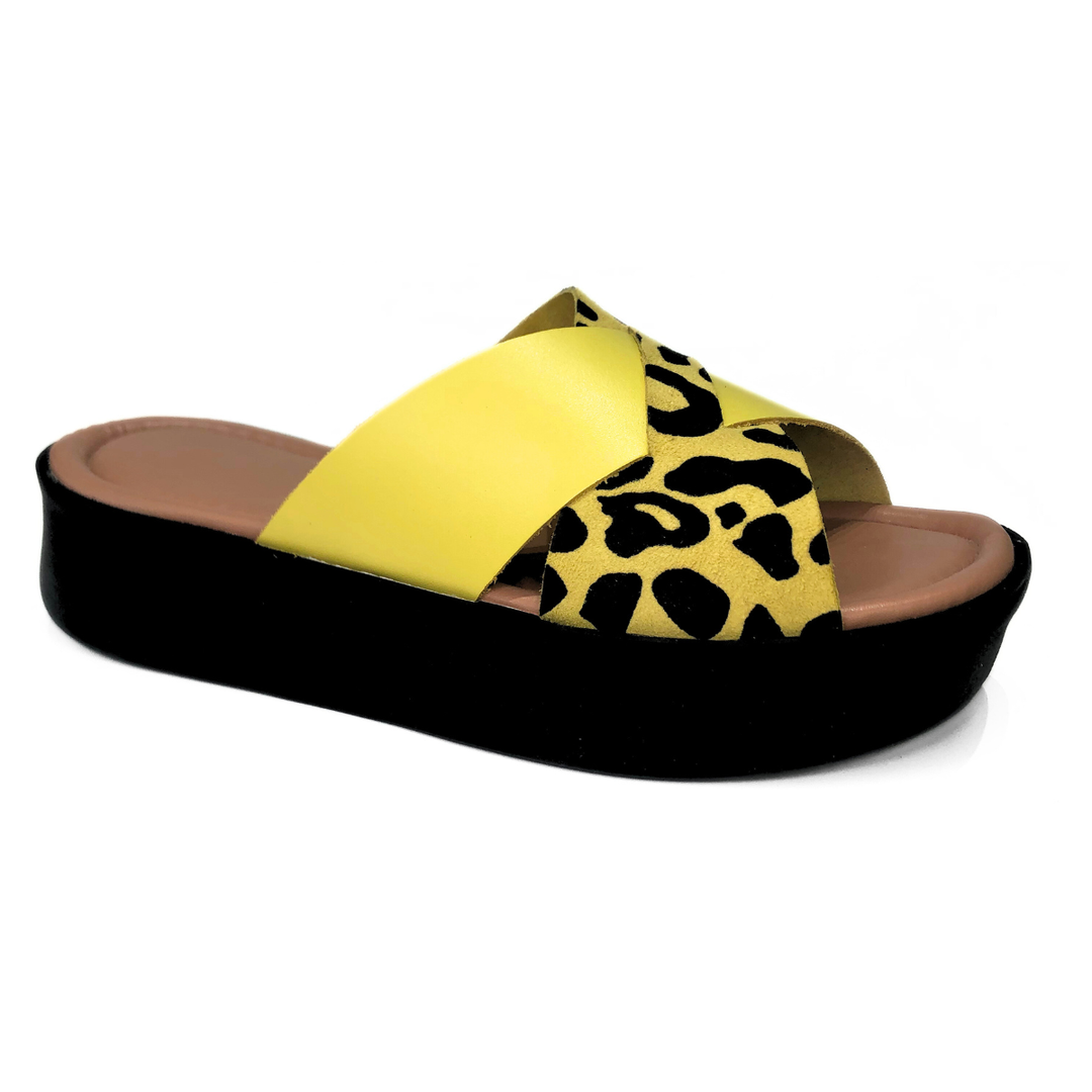 Sandália FlatForm de Couro Rio de Luz - 1008