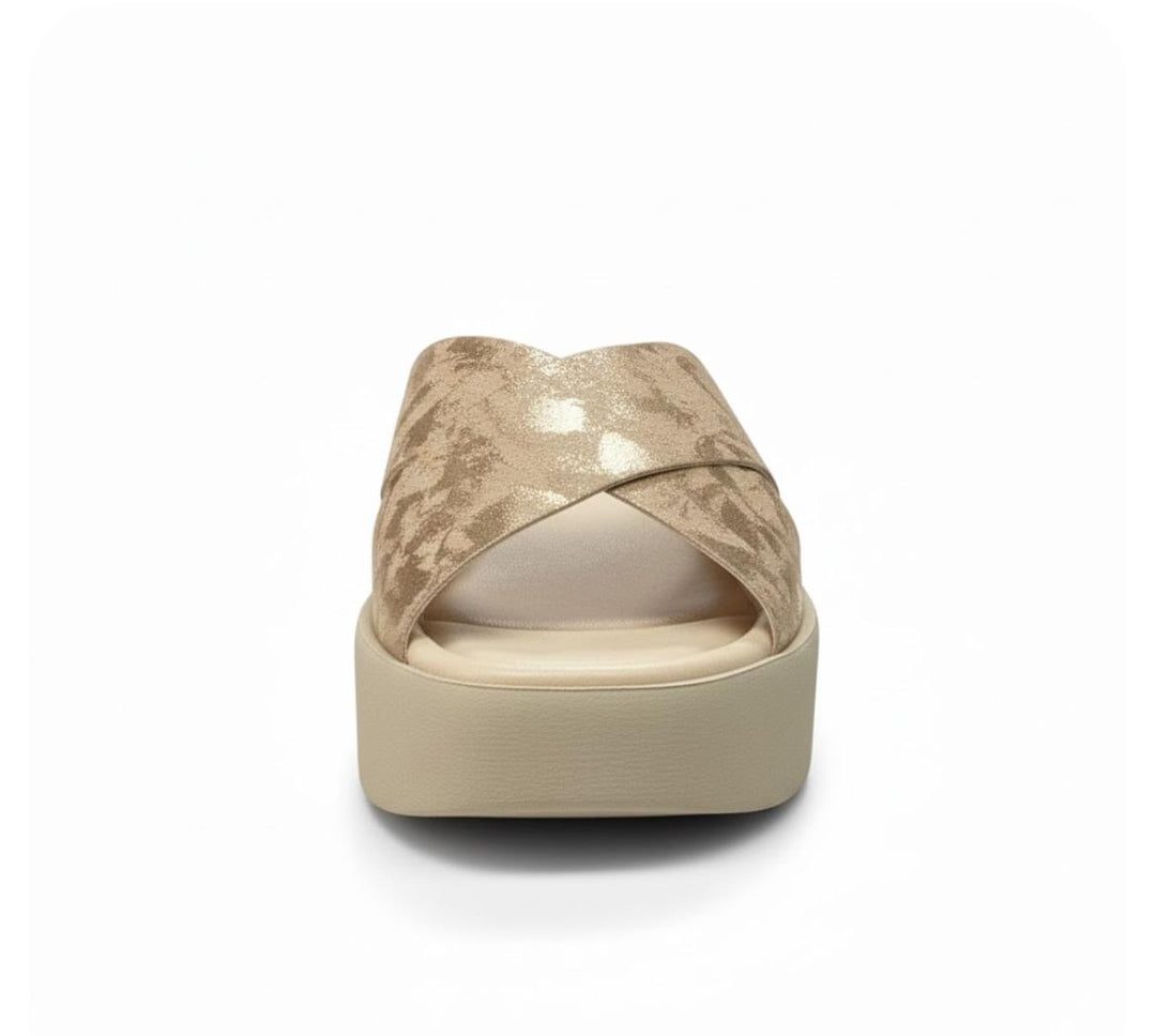 Sandália FlatForm de Couro Rio de Luz - 1008