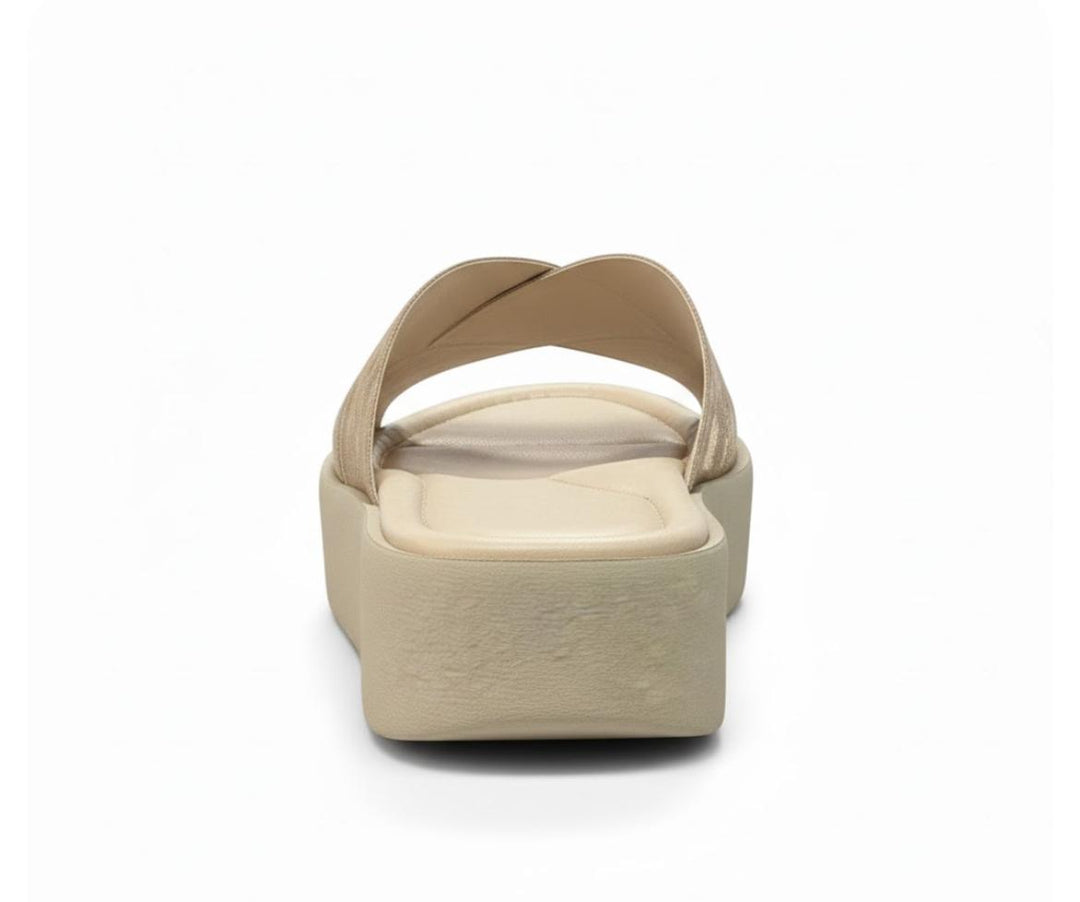 Sandália FlatForm de Couro Rio de Luz - 1008