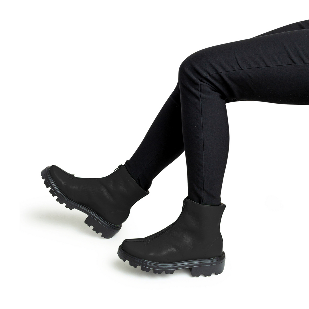 Bota Amy - Couro Preto