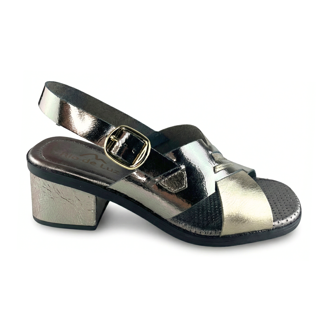 Sandália de Couro Rio de Luz - 8131