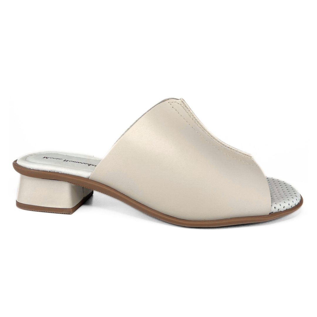 Sandália de Couro Rio de Luz - 8009