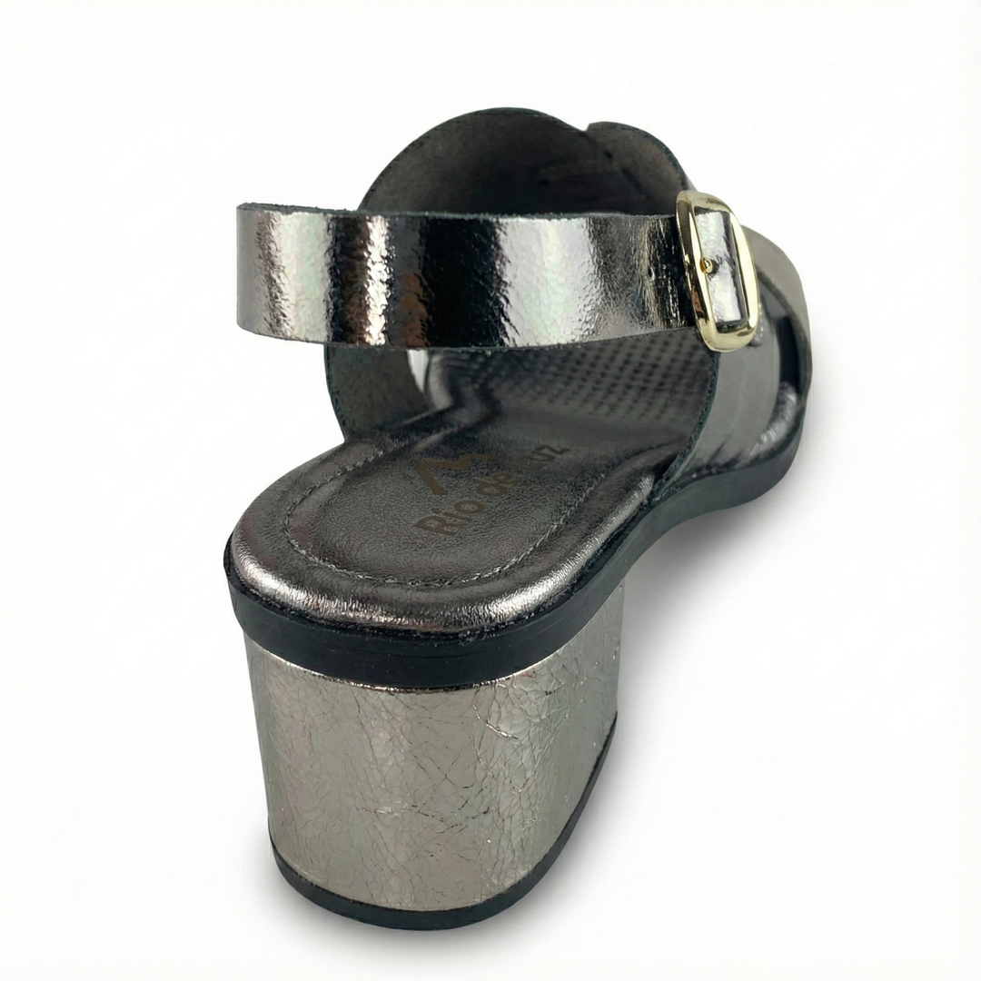 Sandália de Couro Rio de Luz - 8131